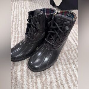 Sperry black duck boots size 7.5